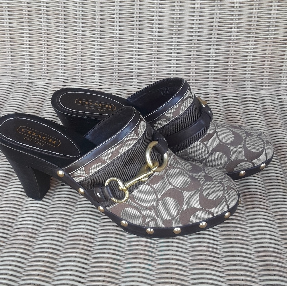 Womens studded mules